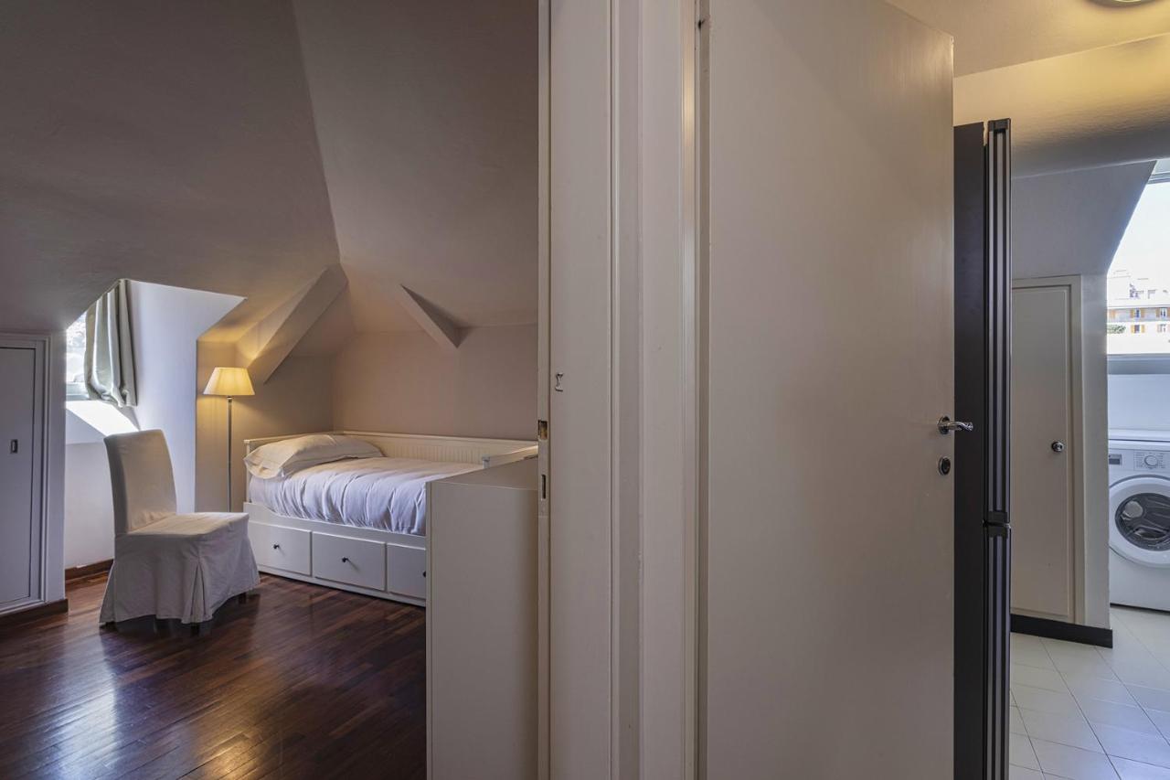 Garibaldi Attic By Wonderful Italy Apartment Genoa Bagian luar foto
